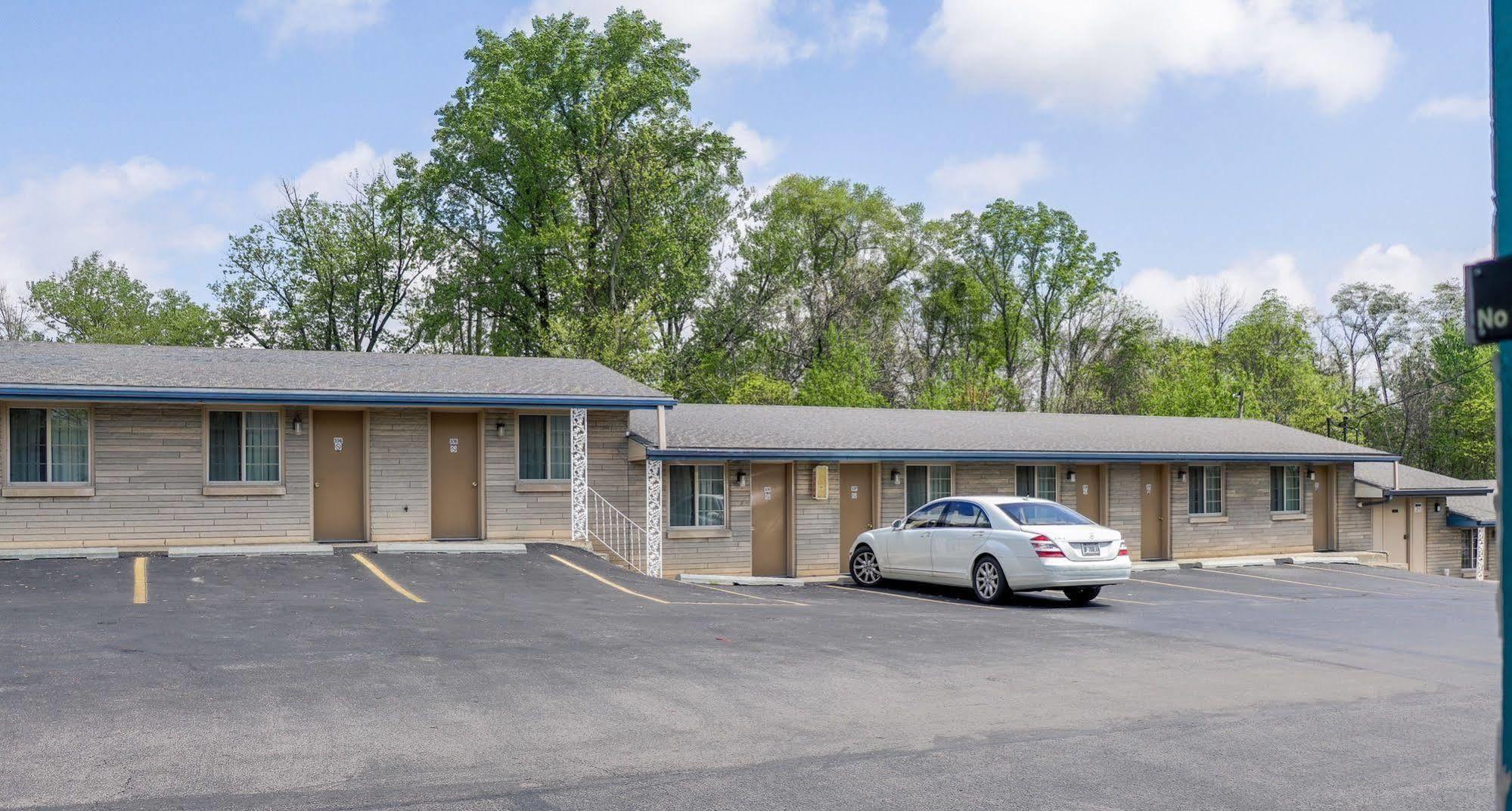 Economy Inn Bloomington Exterior photo